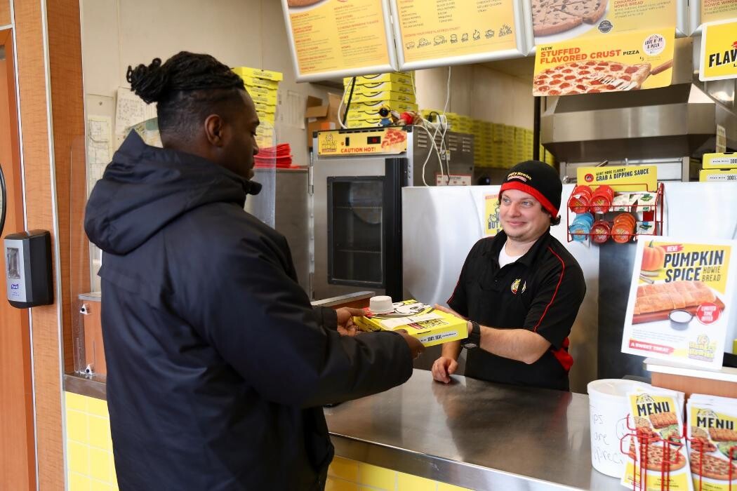 Images Hungry Howie's Pizza