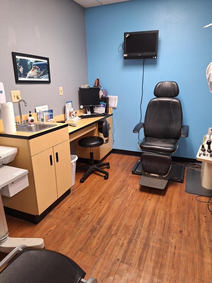 Images Paula F. Hernandez Hoover, O.D.