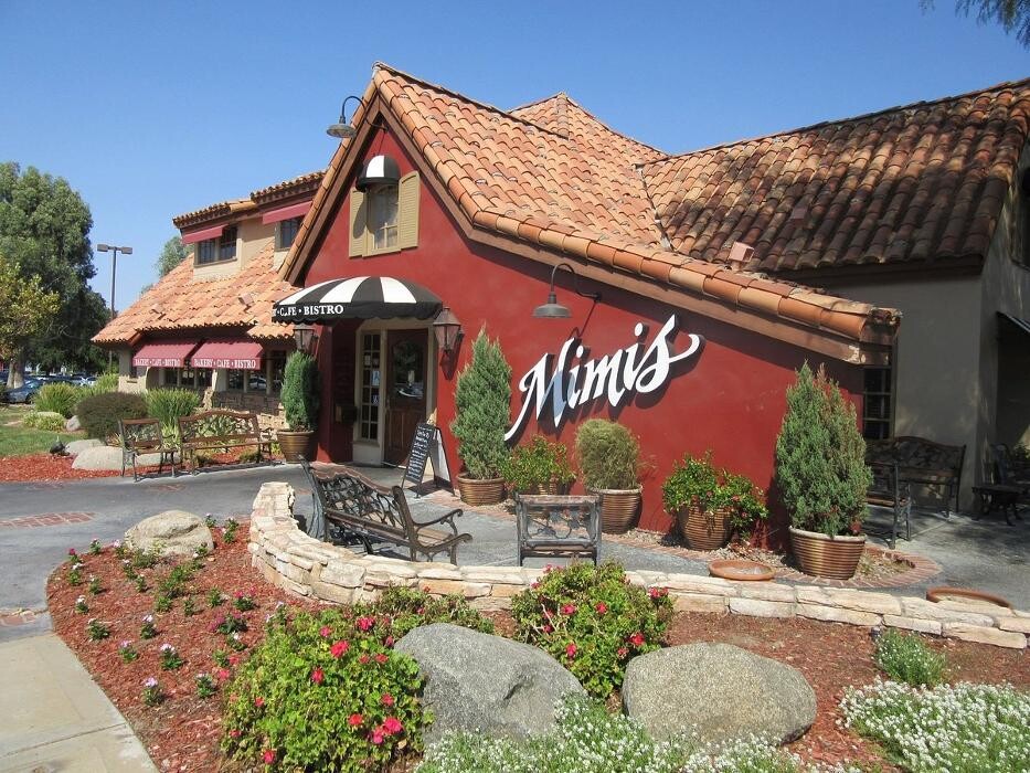 Mimi's Cafe Logo
