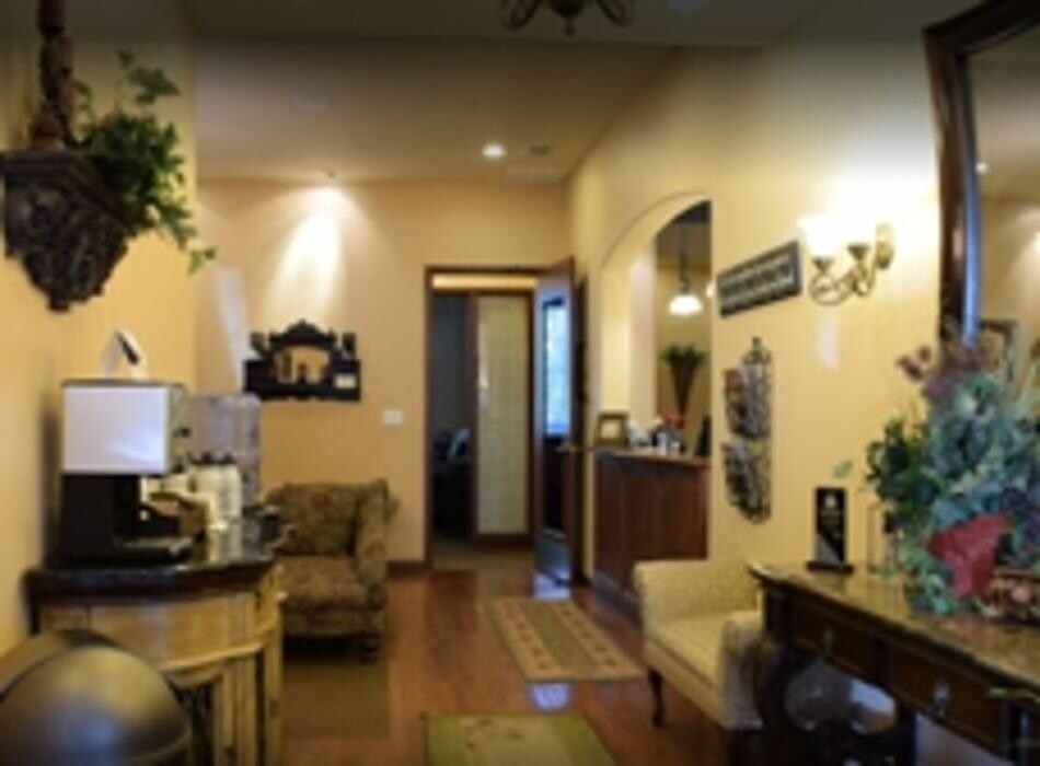 Images Chateaux Family & Cosmetic Dentistry