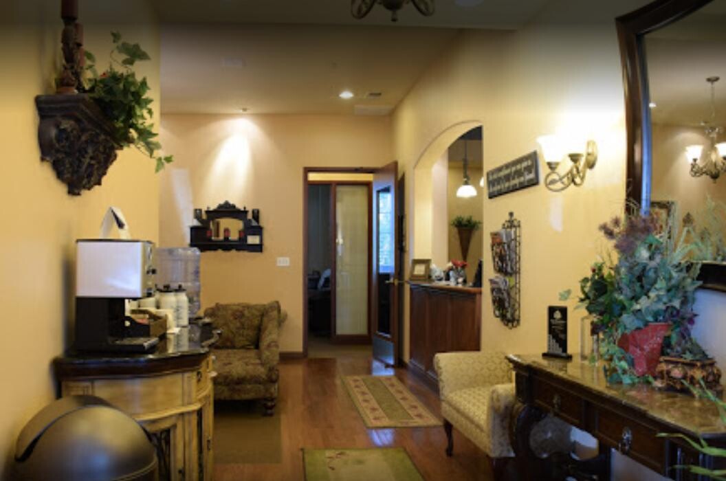 Images Chateaux Family & Cosmetic Dentistry