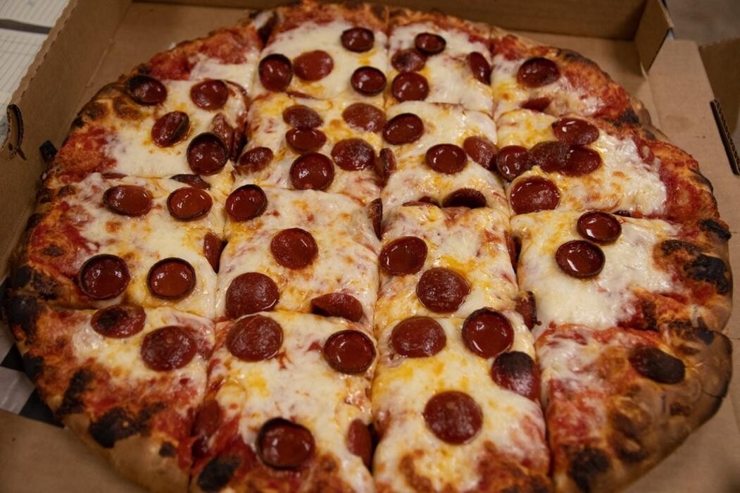 Images Fatman's Pizza