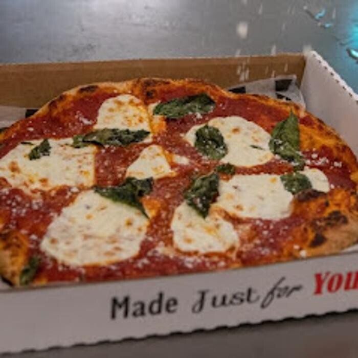 Images Fatman's Pizza