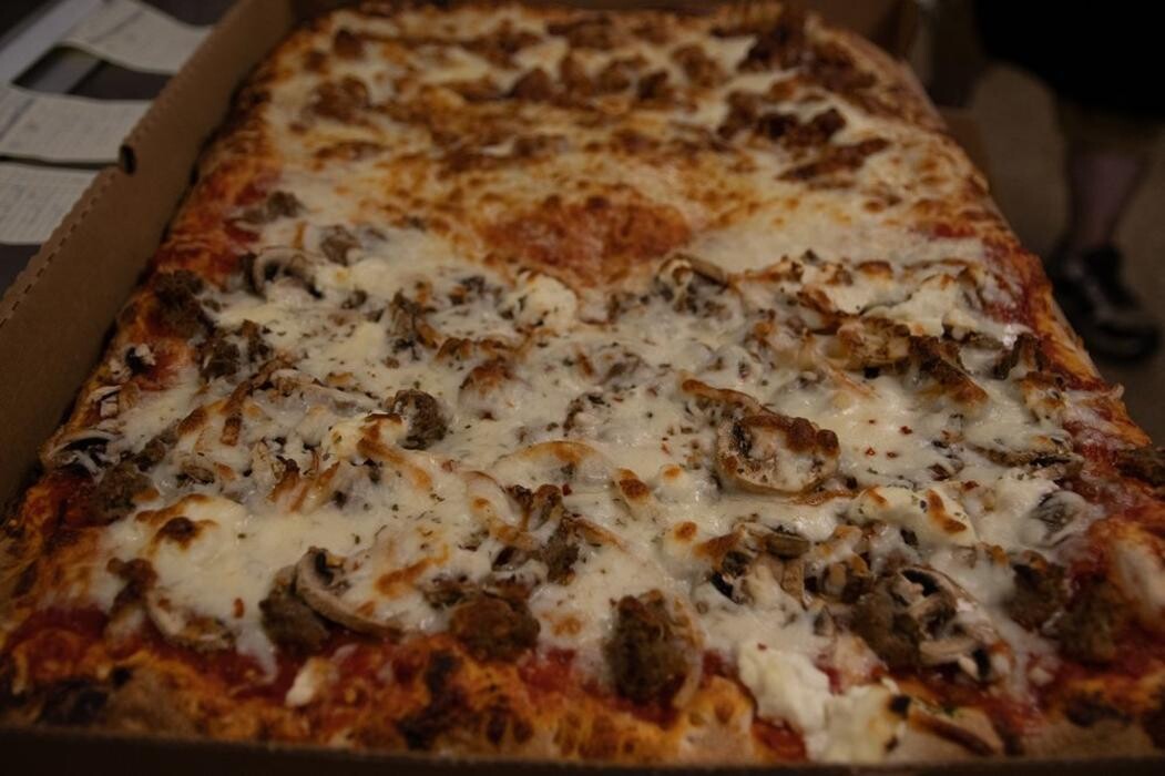 Images Fatman's Pizza