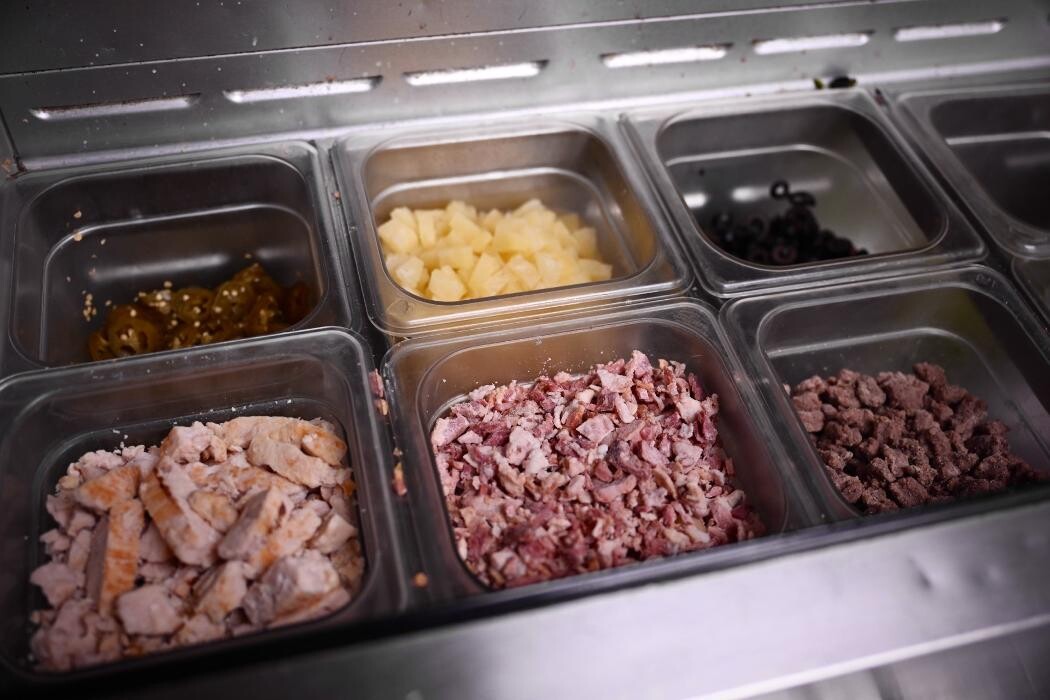 Images Hungry Howie's Pizza