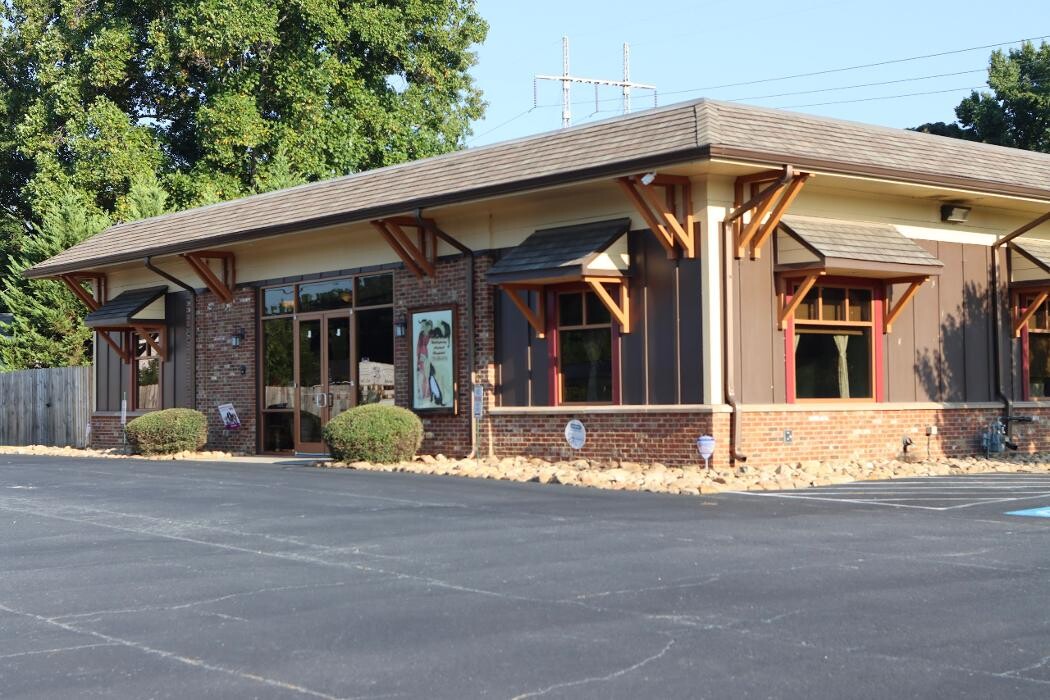 Images Wellspring Animal Hospital