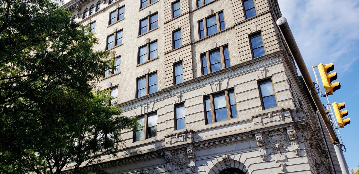 Images Daryon Hotels International LLC