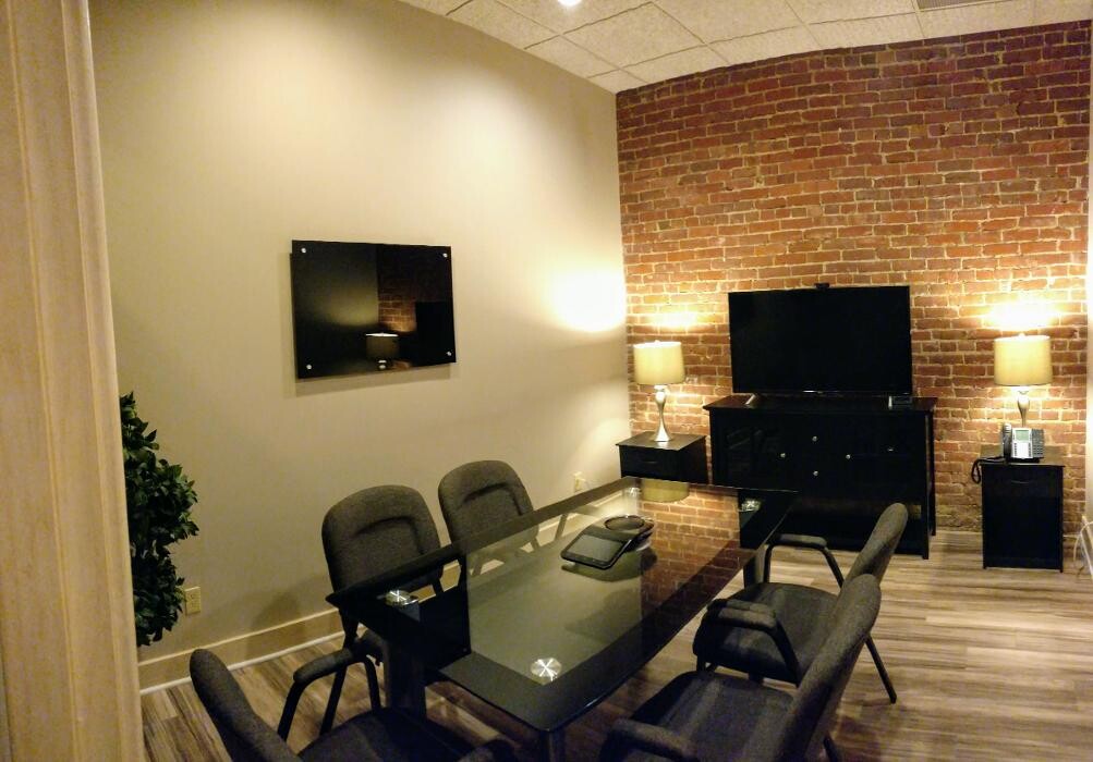 Images Renaissance Business Centers