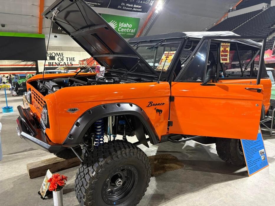 Images Premier Collision Center