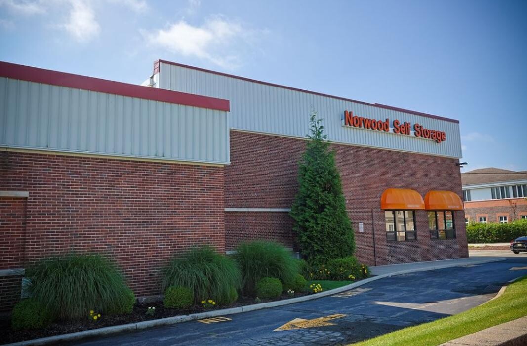 Images Norwood Self Storage