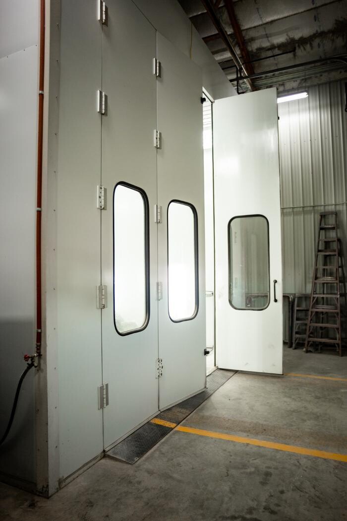 Images J&J Truck and Auto Body