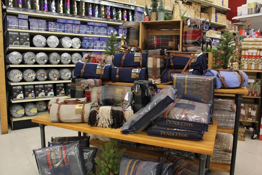 Images Sebastopol Hardware Center