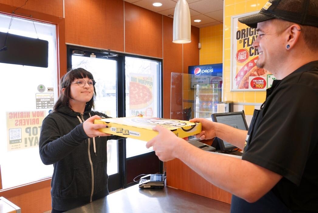 Images Hungry Howie's Pizza