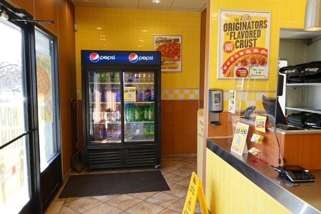 Images Hungry Howie's Pizza