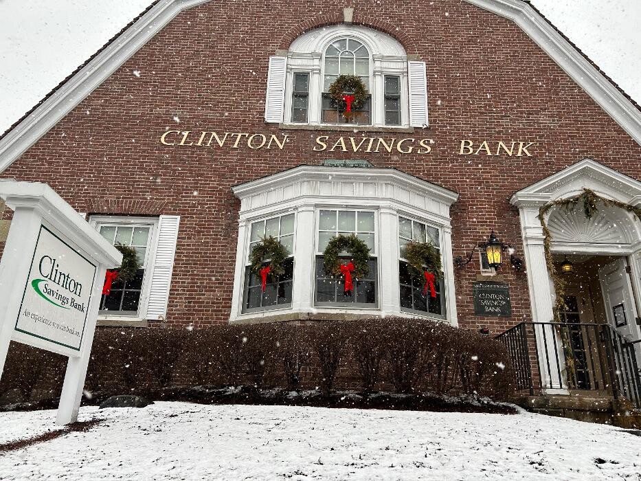 Images Clinton Savings Bank