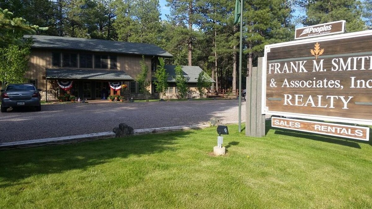 Images Frank M. Smith & Associates Realty