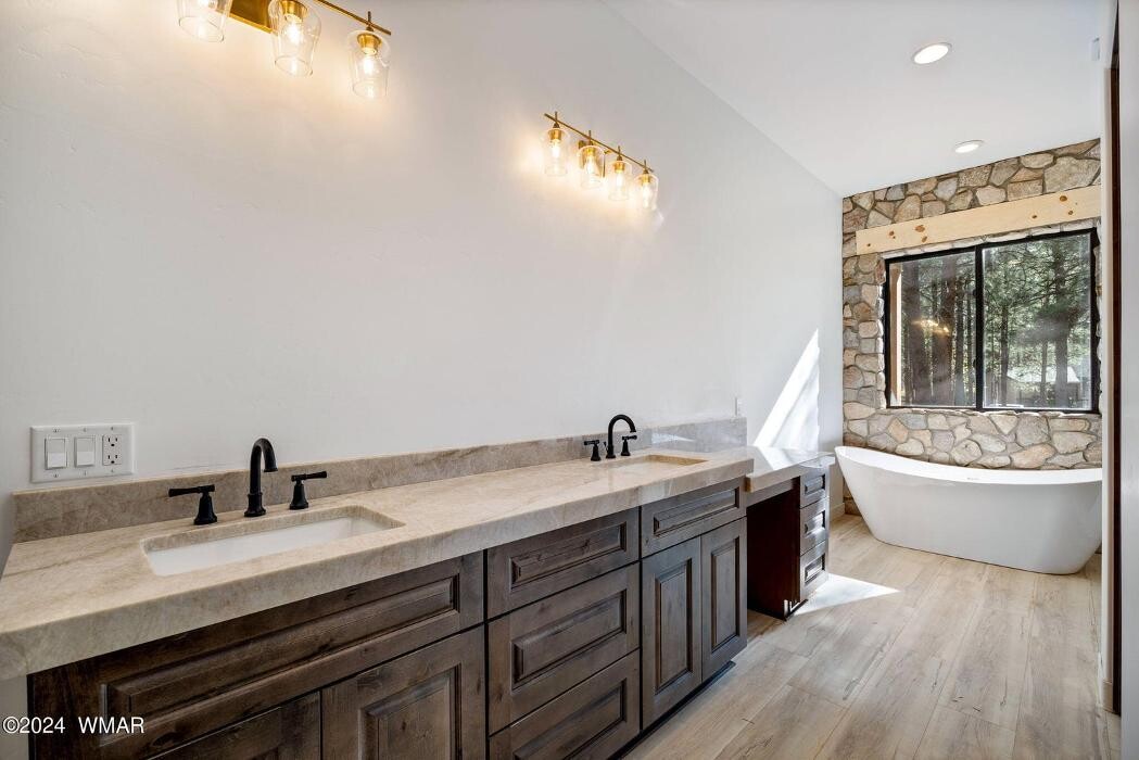 Images Frank M. Smith & Associates Realty