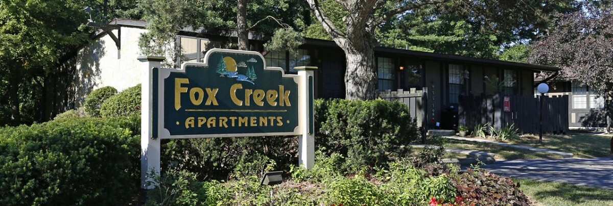 Images Fox Creek Apartments