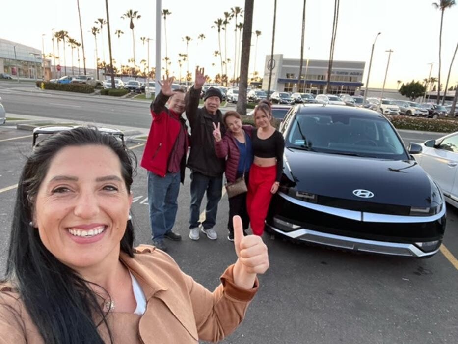 Images Tustin Hyundai