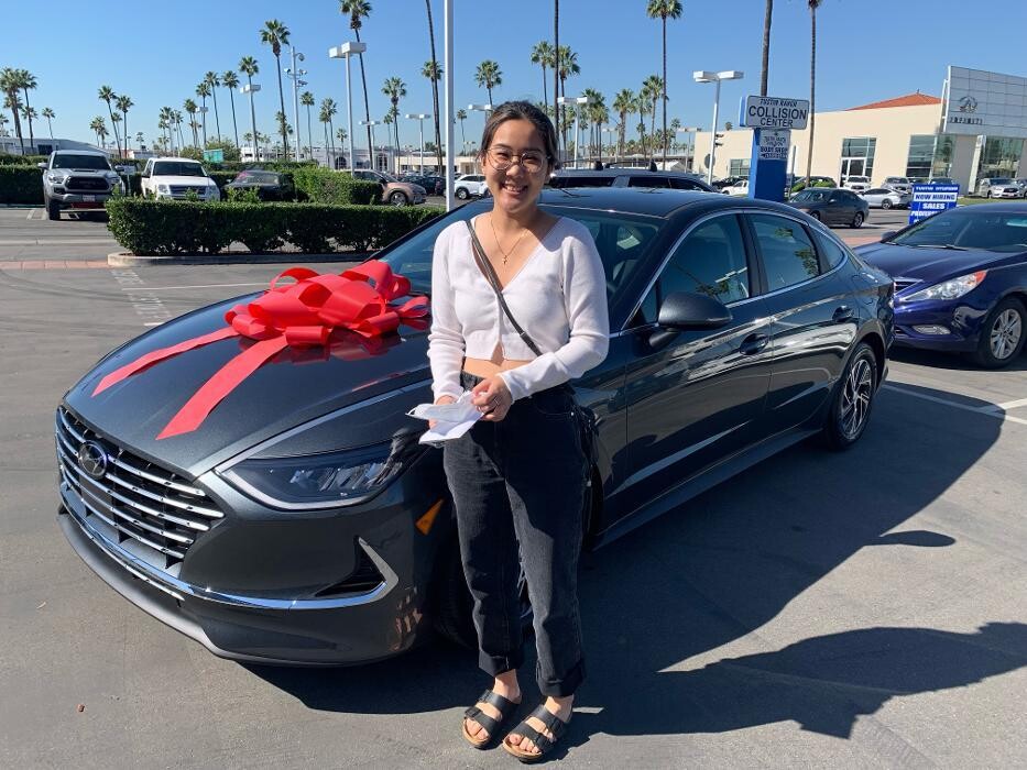Images Tustin Hyundai