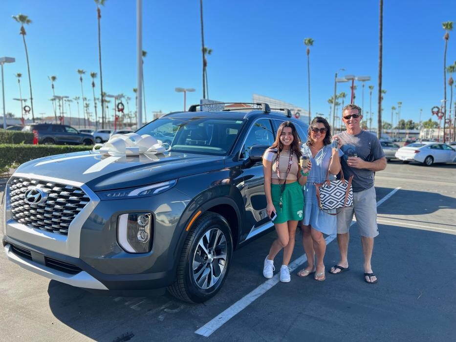 Images Tustin Hyundai