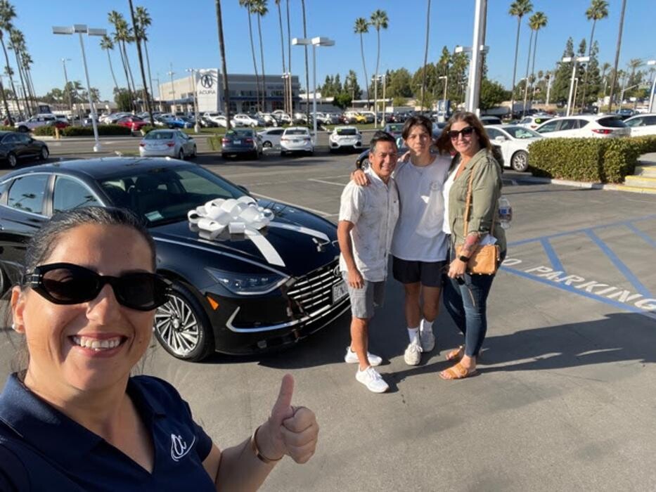 Images Tustin Hyundai