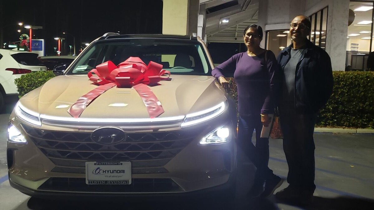 Images Tustin Hyundai