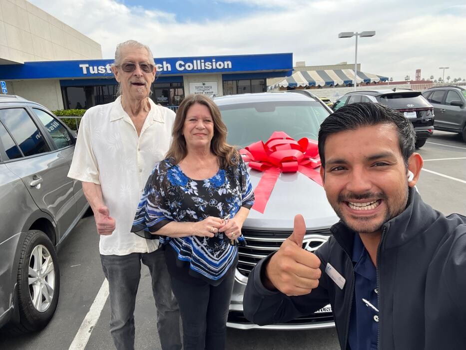 Images Tustin Hyundai