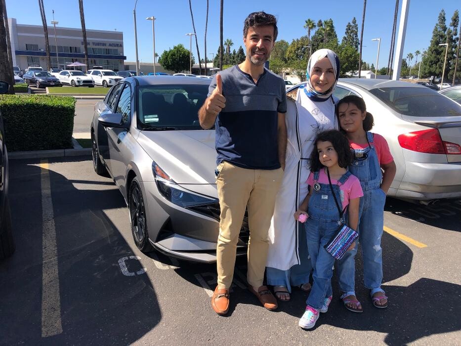 Images Tustin Hyundai