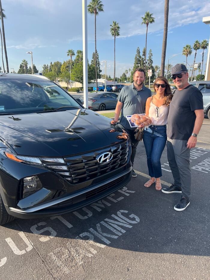 Images Tustin Hyundai