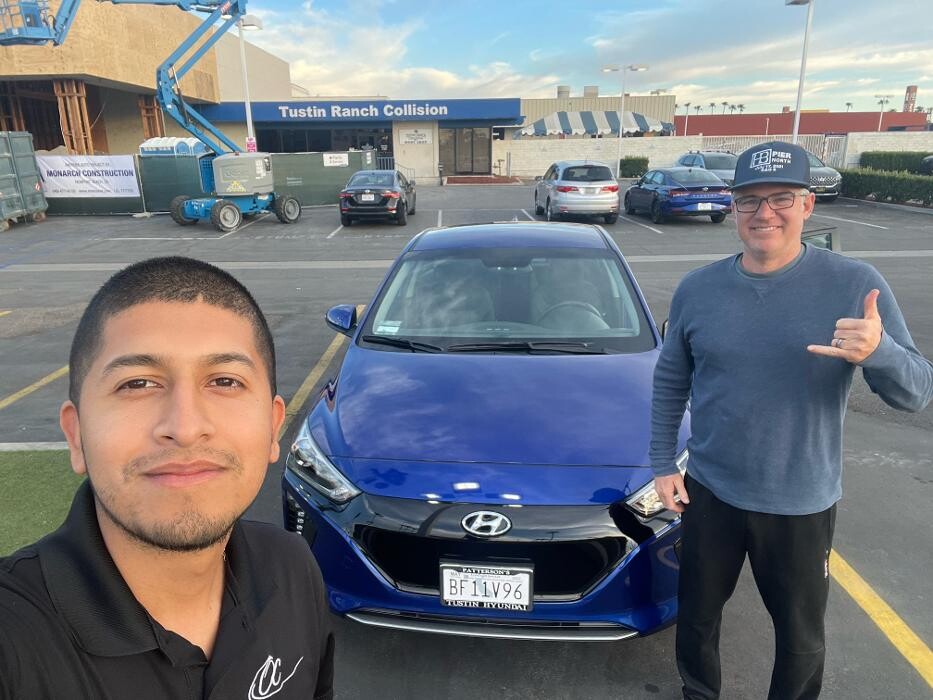 Images Tustin Hyundai