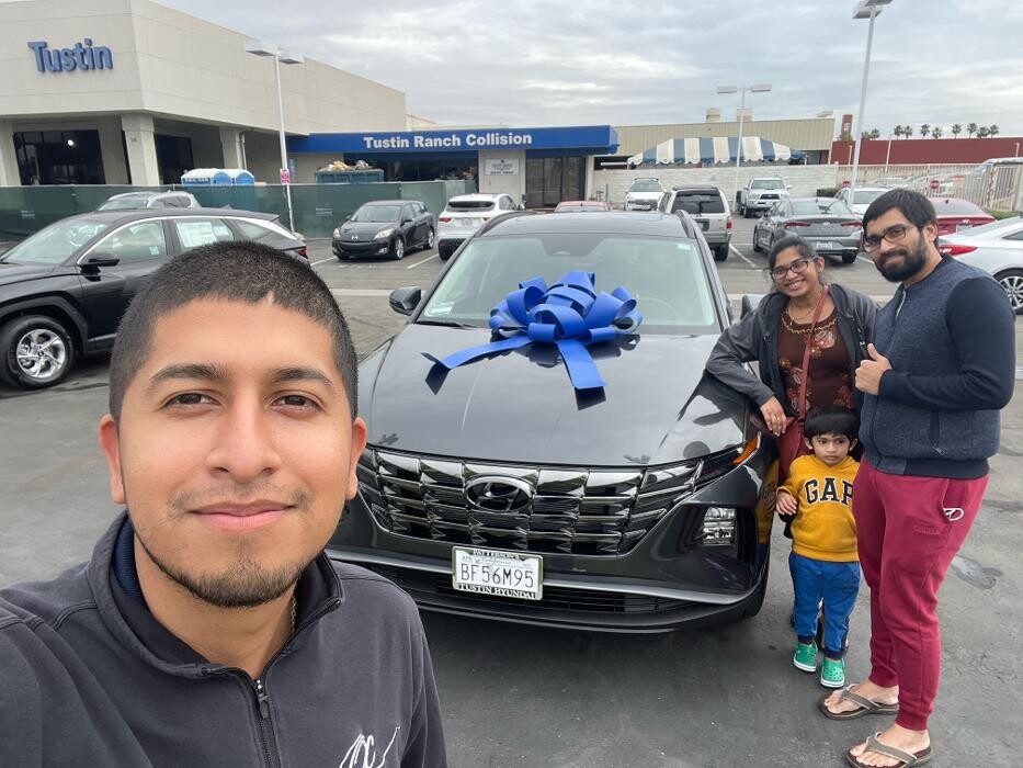 Images Tustin Hyundai