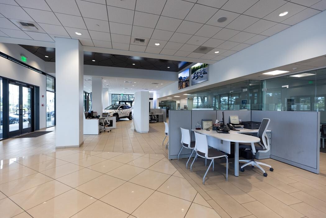 Images Tustin Hyundai