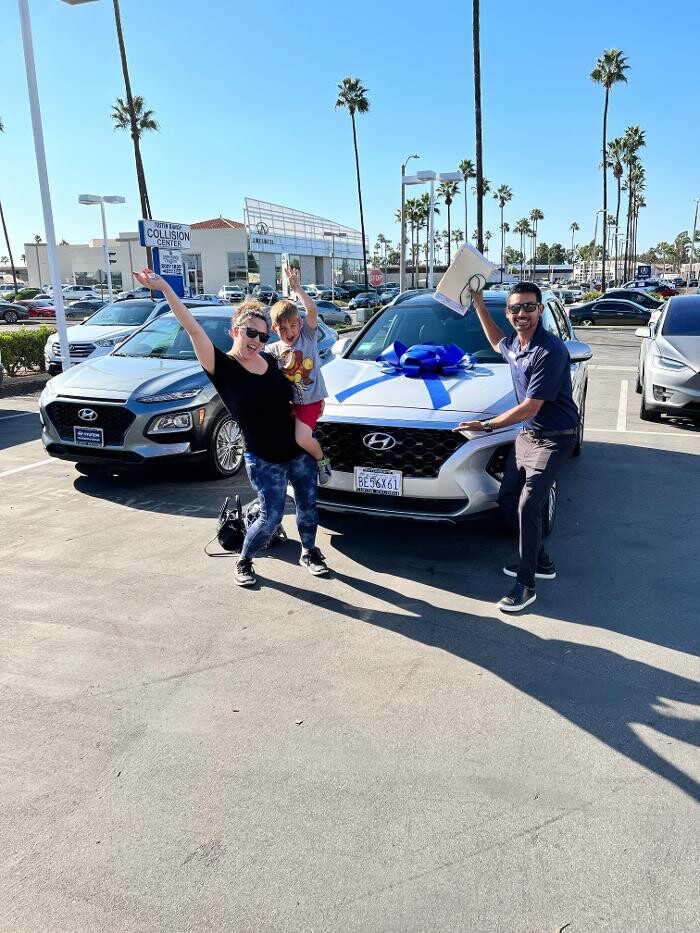 Images Tustin Hyundai