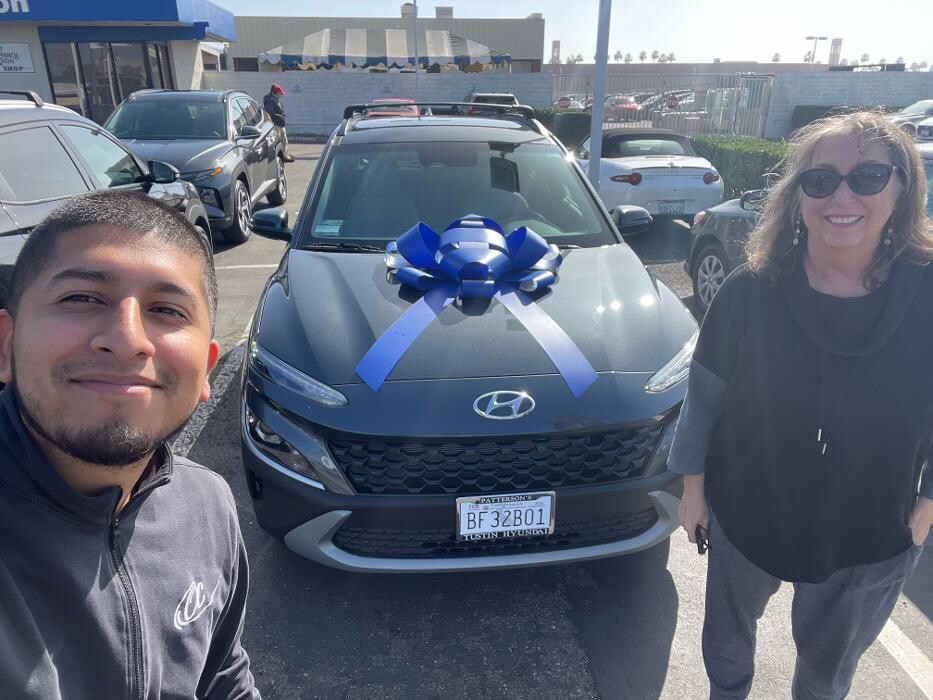 Images Tustin Hyundai