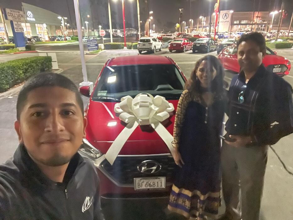 Images Tustin Hyundai