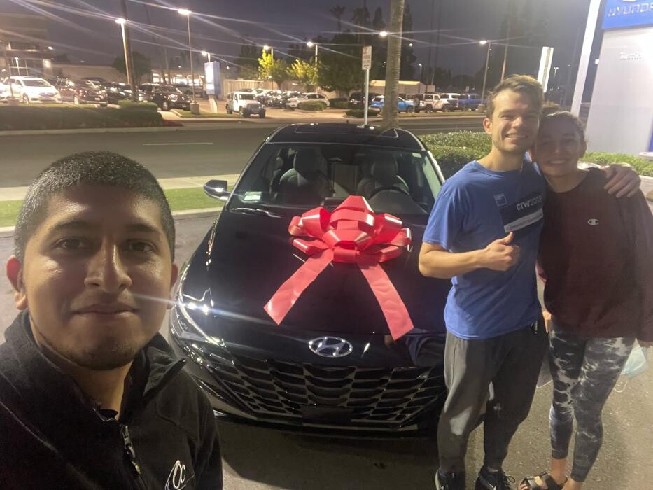 Images Tustin Hyundai