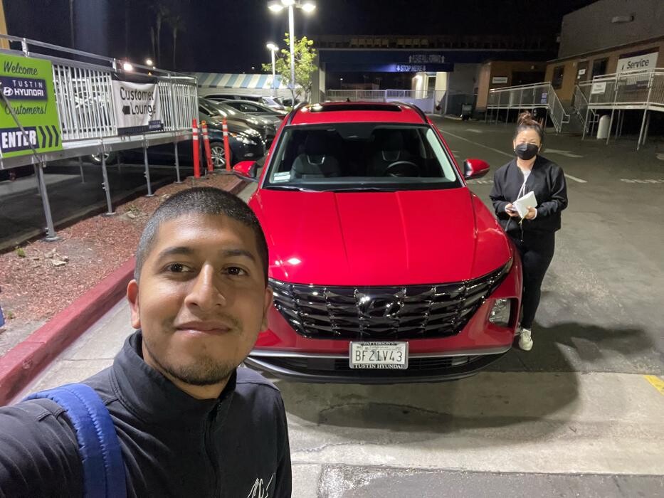 Images Tustin Hyundai