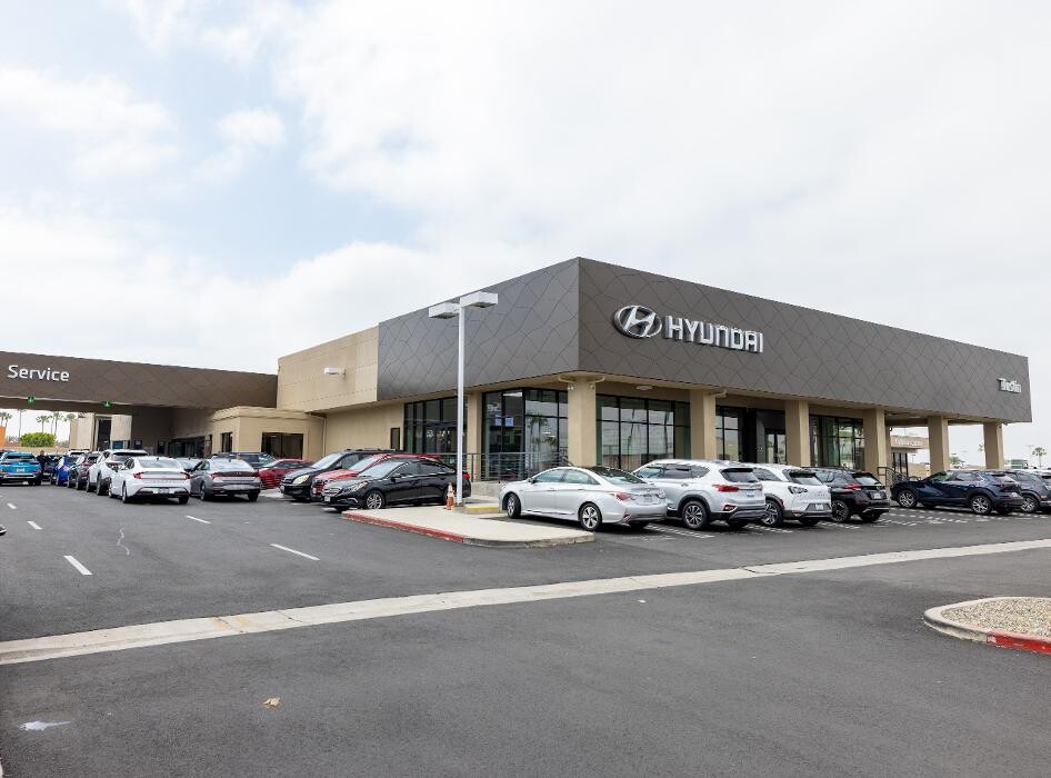 Images Tustin Hyundai