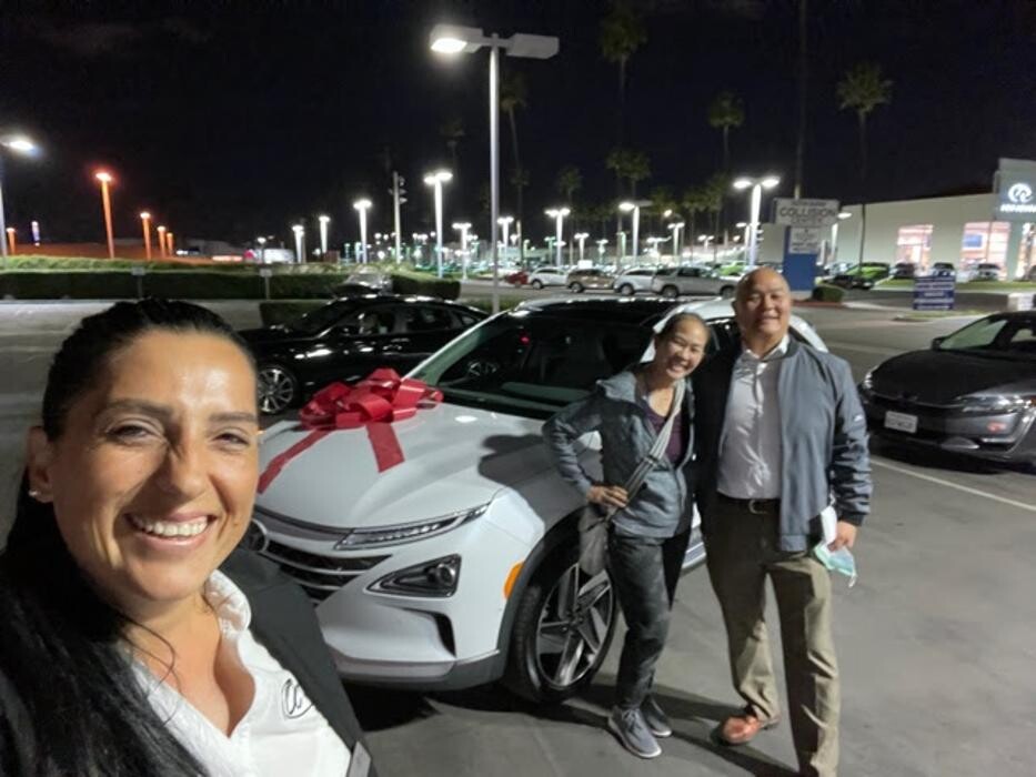 Images Tustin Hyundai
