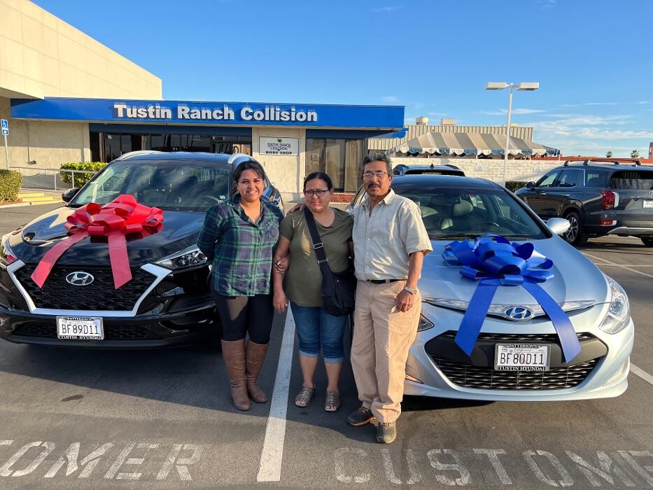 Images Tustin Hyundai
