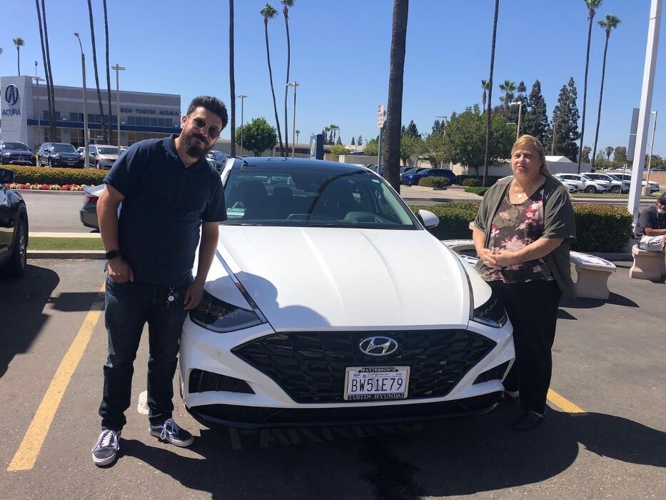 Images Tustin Hyundai
