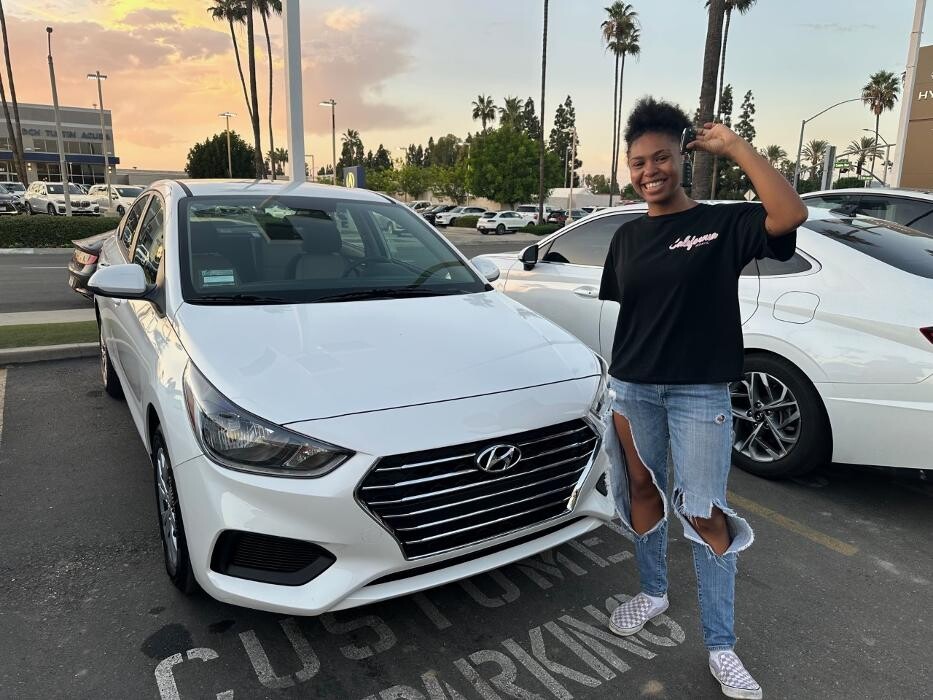 Images Tustin Hyundai