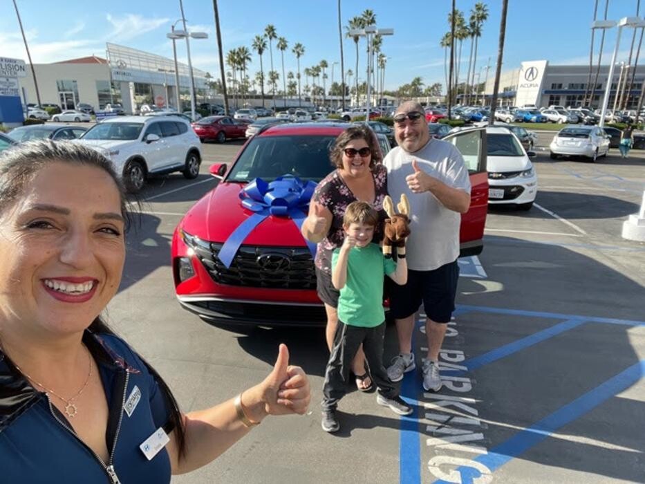Images Tustin Hyundai