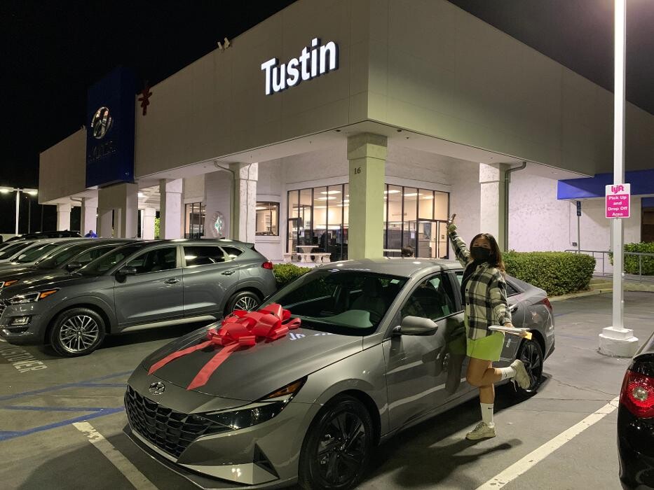 Images Tustin Hyundai