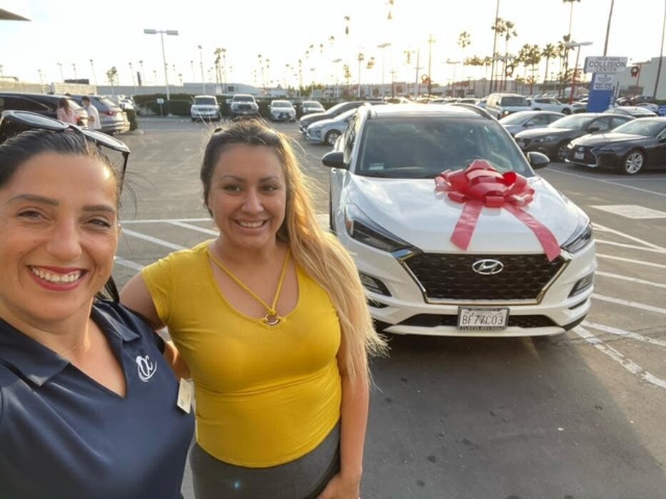 Images Tustin Hyundai