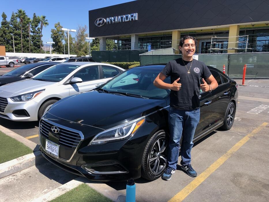 Images Tustin Hyundai