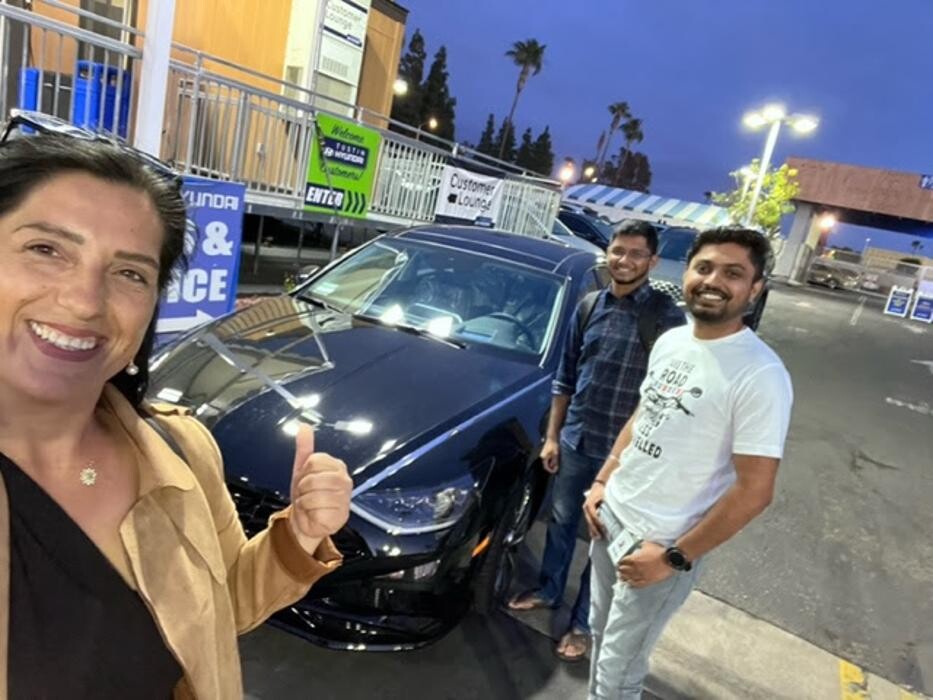 Images Tustin Hyundai