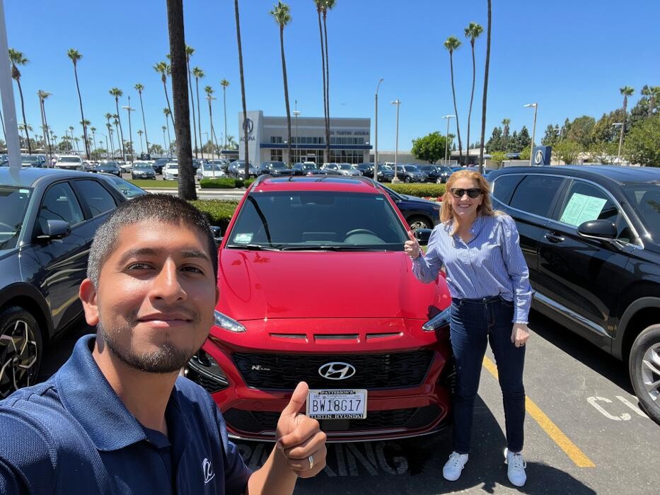 Images Tustin Hyundai