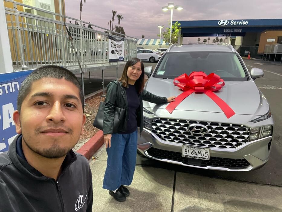 Images Tustin Hyundai